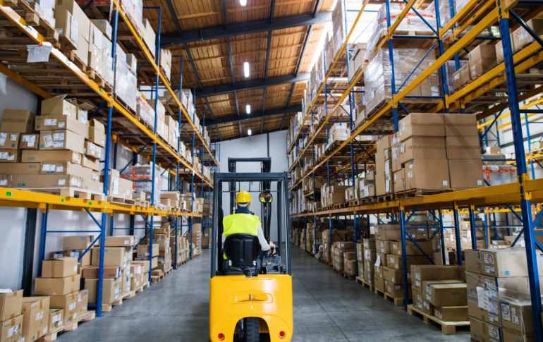 warehousing services